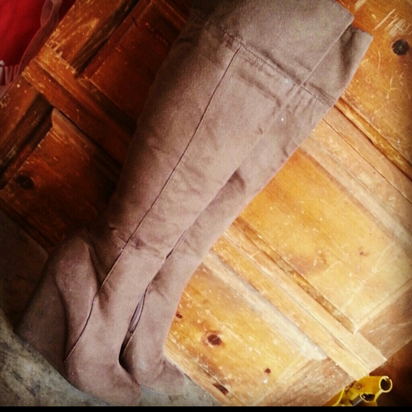 knee high boots 》》》trading《《《