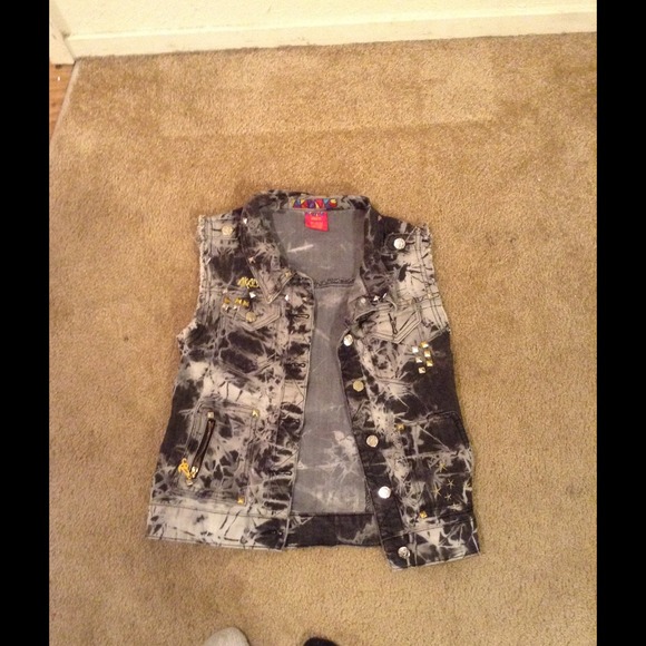 Edgy Vest