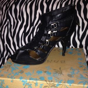 Black heels super cute!!!