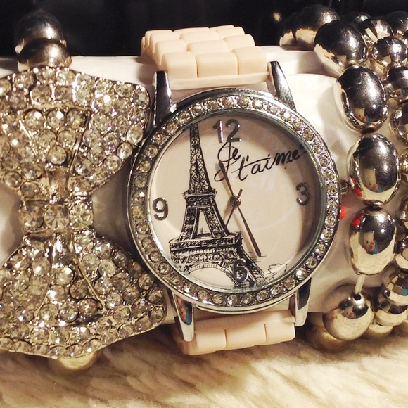 💋LAST CHANCE💋 Eiffel Tower Watch - Picture 3 of 3