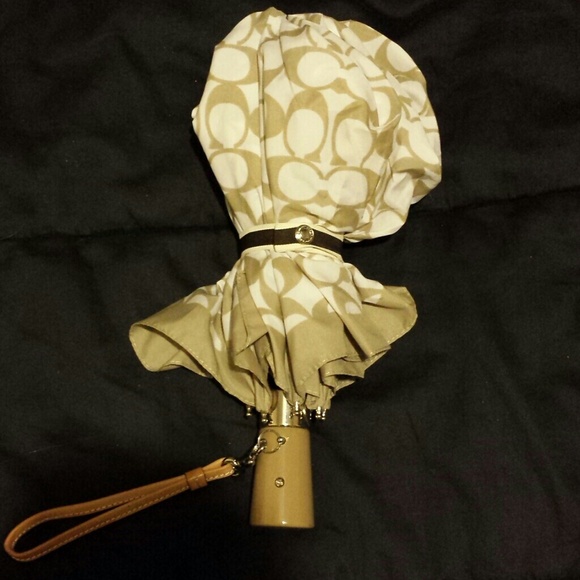 Coach Accessories - Coach unbrella