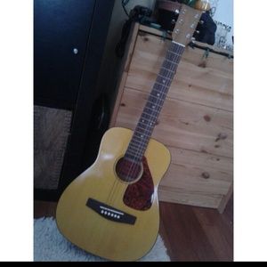 Guitar FG-Junior 1
