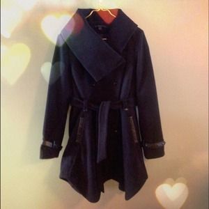 Reserved Katherine Barclay Black Coat