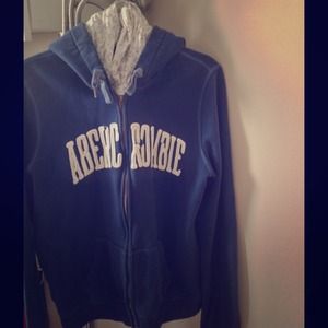**Bundle**Abercrombie & fitch hoodie & Hollister