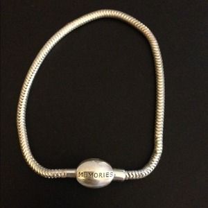 Memories charm bracelet-Kay Jewelers