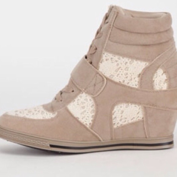 Bucco wedge heel sneakers - Picture 3 of 4