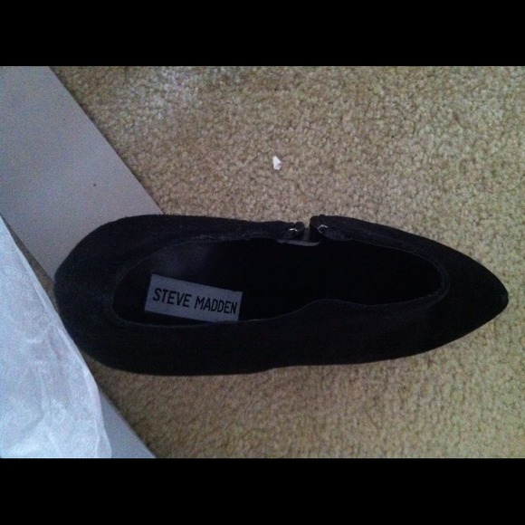 Brand new Steve Madden Vippper ankle booties - Picture 3 of 4