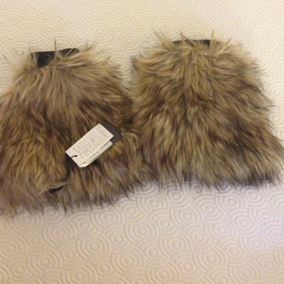 Faux fur leg warmer