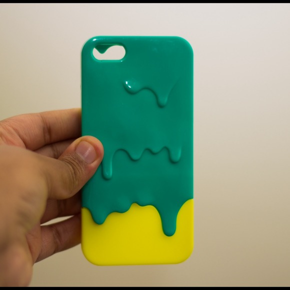 💥Melted Iphone 5/5s case💥