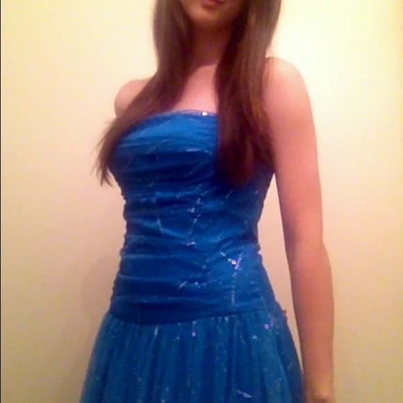 Reign On Prom Dress from 2013 - Picture 1 of 2