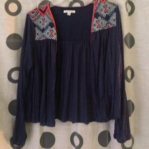 Long sleeve light sweater