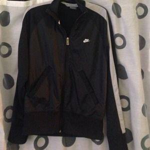 Athletic jacket