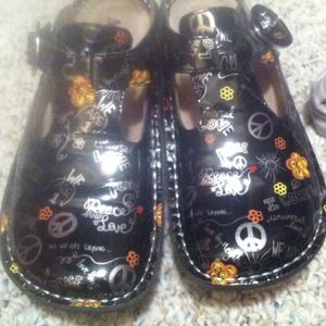 Dansko & Allegria shoes