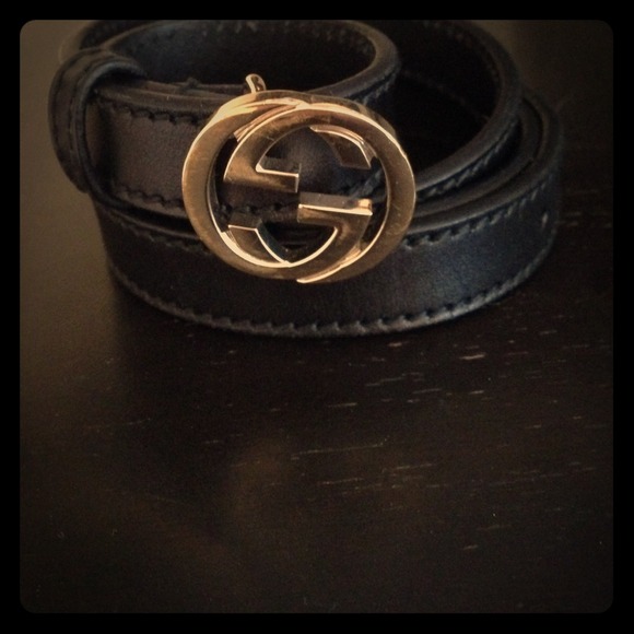 Gucci belt black leather with silver hardware