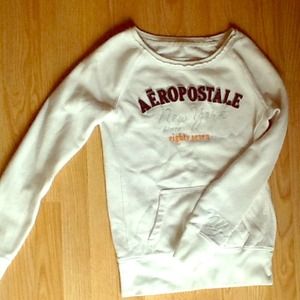 Aeropostale crew neck sweatshirt