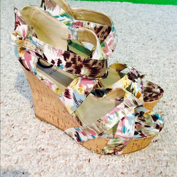 G by Guess floral summer wedges