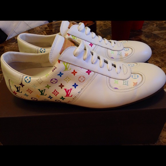 SOLD ON EBAY !Women's Louis Vuitton  sneakers - Picture 2 of 4