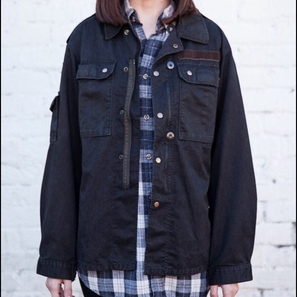 ❌❌TRADED❌❌Brandy Melville ANNA military jacket