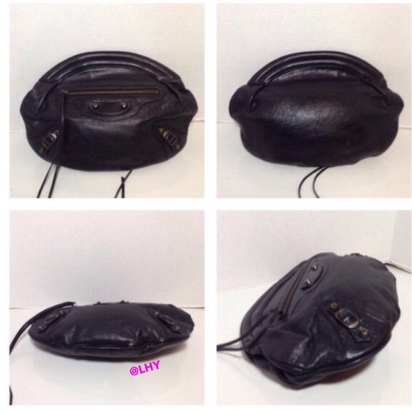 ❌SOLD❌Balenciaga Oval Clutch Bag - Picture 2 of 4