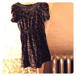 This forever 21 blouse is perfect for winter.