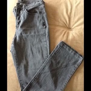 ❤️BLACK WASH SKINNY LEG JEANS❤️