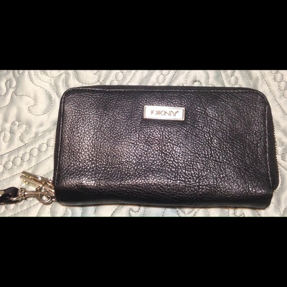 DKNY wallet/clutch