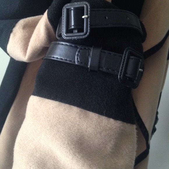 Cute Jacket - Picture 3 of 3