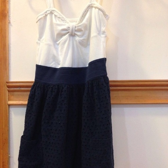 Hollister dress small