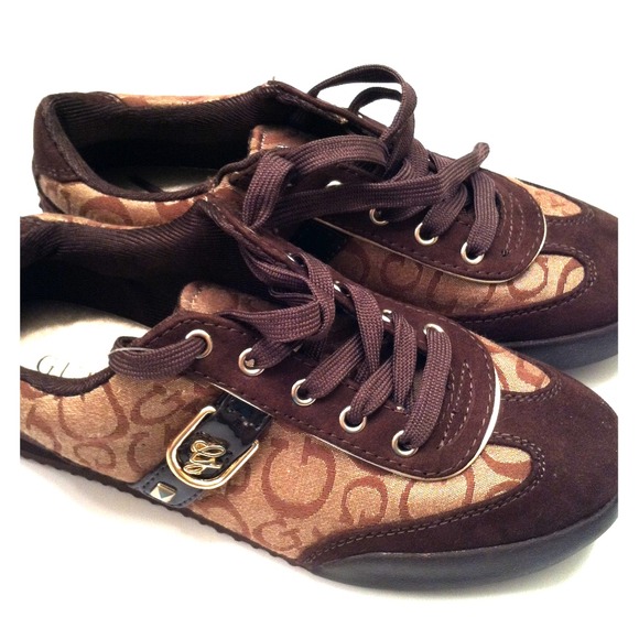 Guess Shoes - Amazing Brown Guess Shoes!!