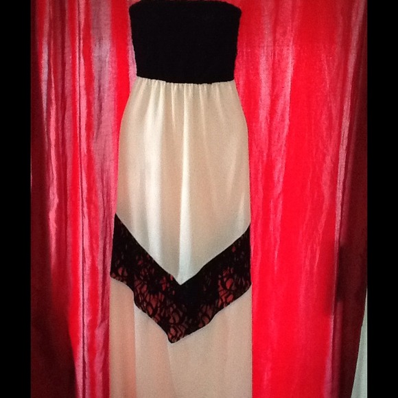 💋BEAUTIFUL LACE MAXI💋