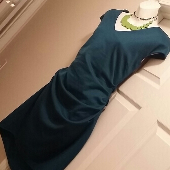 SOLD. Teal business woman - Picture 3 of 4