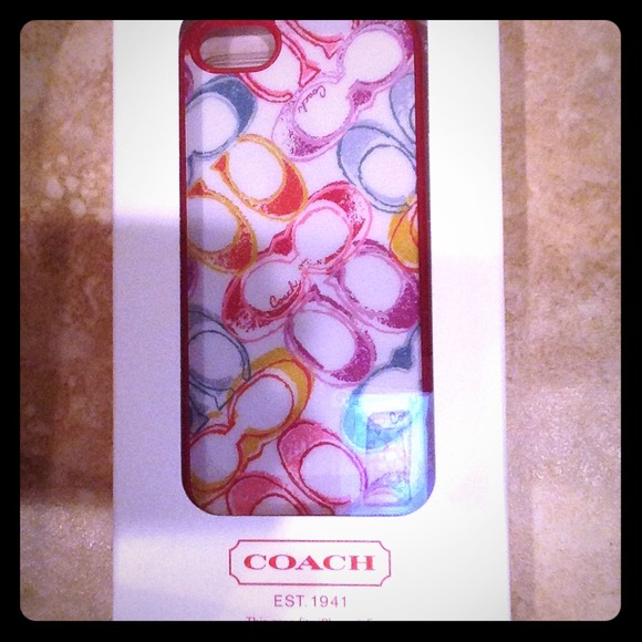 Hold for @chikadexxy NIB coach iPhone 5 case