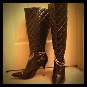 Super sexy Sarah Jayne boots