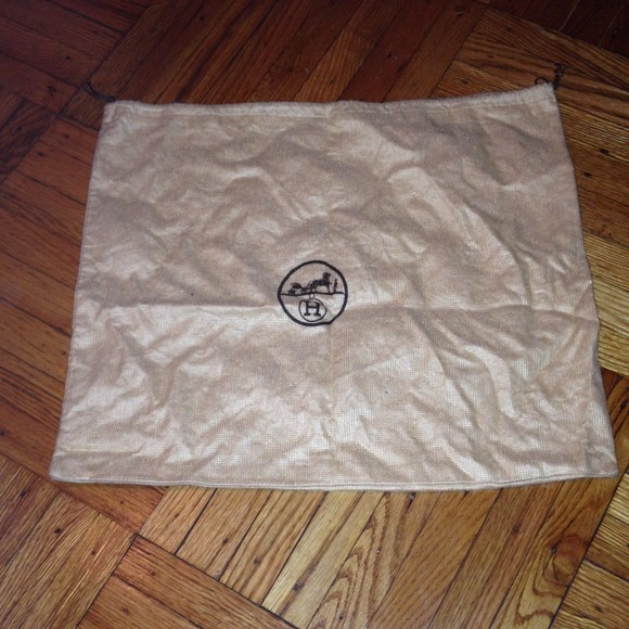 Hermes Accessories - Large Hermes dustbag!