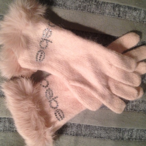 💯% cashmere gorgeous hat scarf & glove set - Picture 3 of 3
