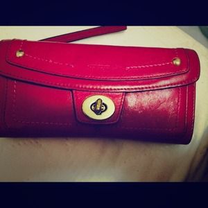 AUTHENTIC Coach LEATHER legacy wallet