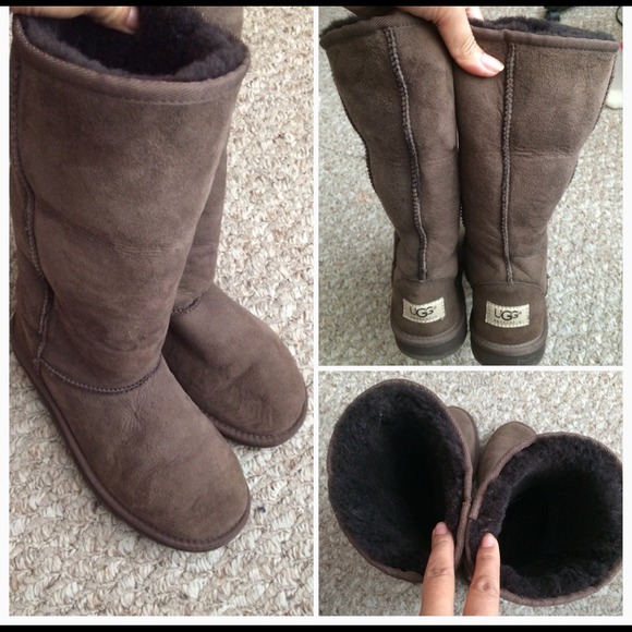 Tall Chocolate brown Ugg! Authentic! - Picture 4 of 4