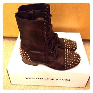 Steve Madden gold studded tarney boot