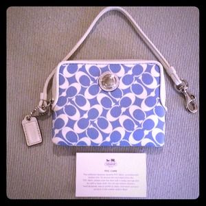 ✂️Coach PVC Logo Wristlet in Periwinkle and White