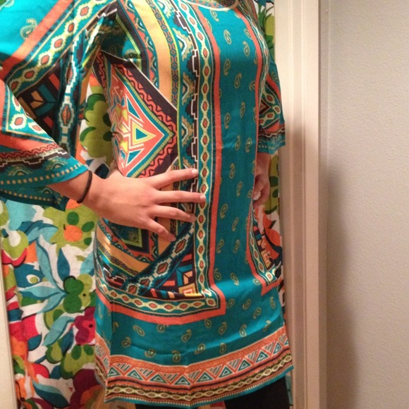 NWT Tunic. For most occasions. 4xHP🎉🎉 - Picture 2 of 4