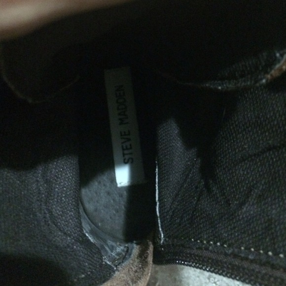 Boots - Picture 2 of 4