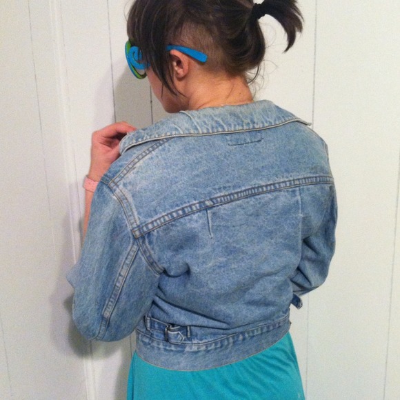 Jean Jacket - Picture 2 of 4