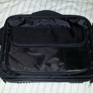 Laptop carrier