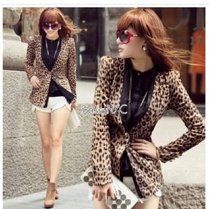 Leopard blazer