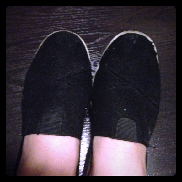 Black shoes