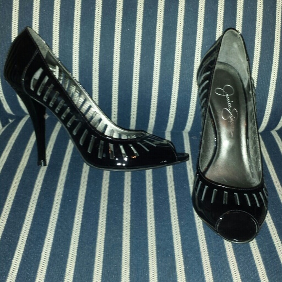 JS Black Patent Leather Peep Toe Pumps W/Cutouts