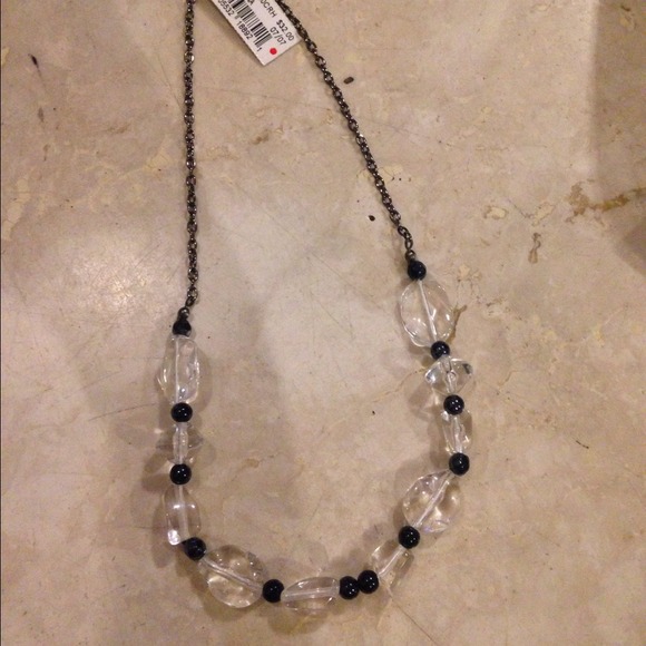 Clear and gunmetal necklace - Picture 1 of 2