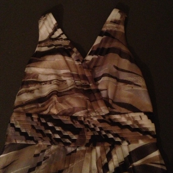 Banana Republic dress - Picture 2 of 3