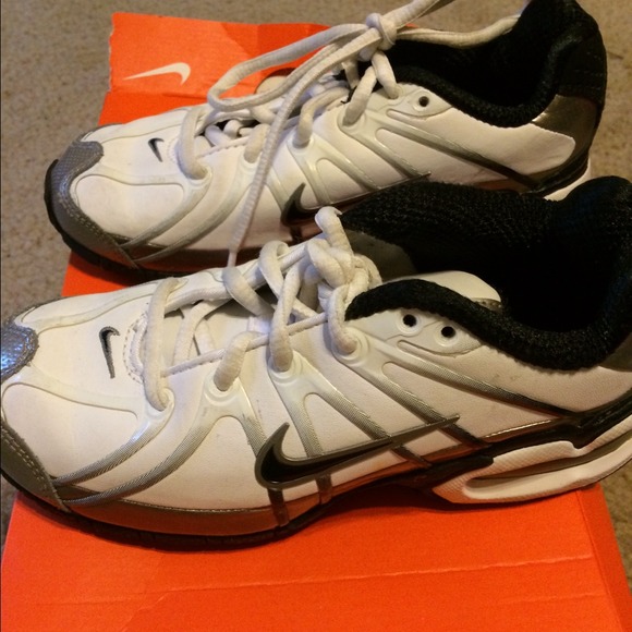 Nike boys shoes BRAND NEW