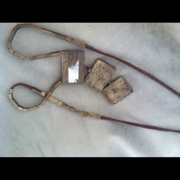 Necklace - Picture 4 of 4